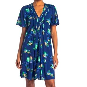 Donna Morgan Floral Pleated Shift Dress Flutter Sleeve size 10 | Navy Mu…